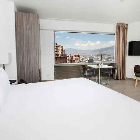 V Grand Hotel, A Member Of Radisson Individuals Medellin Exterior photo