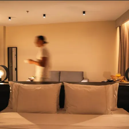 V Grand Hotel, A Member Of Radisson Individuals Medellin Exterior photo
