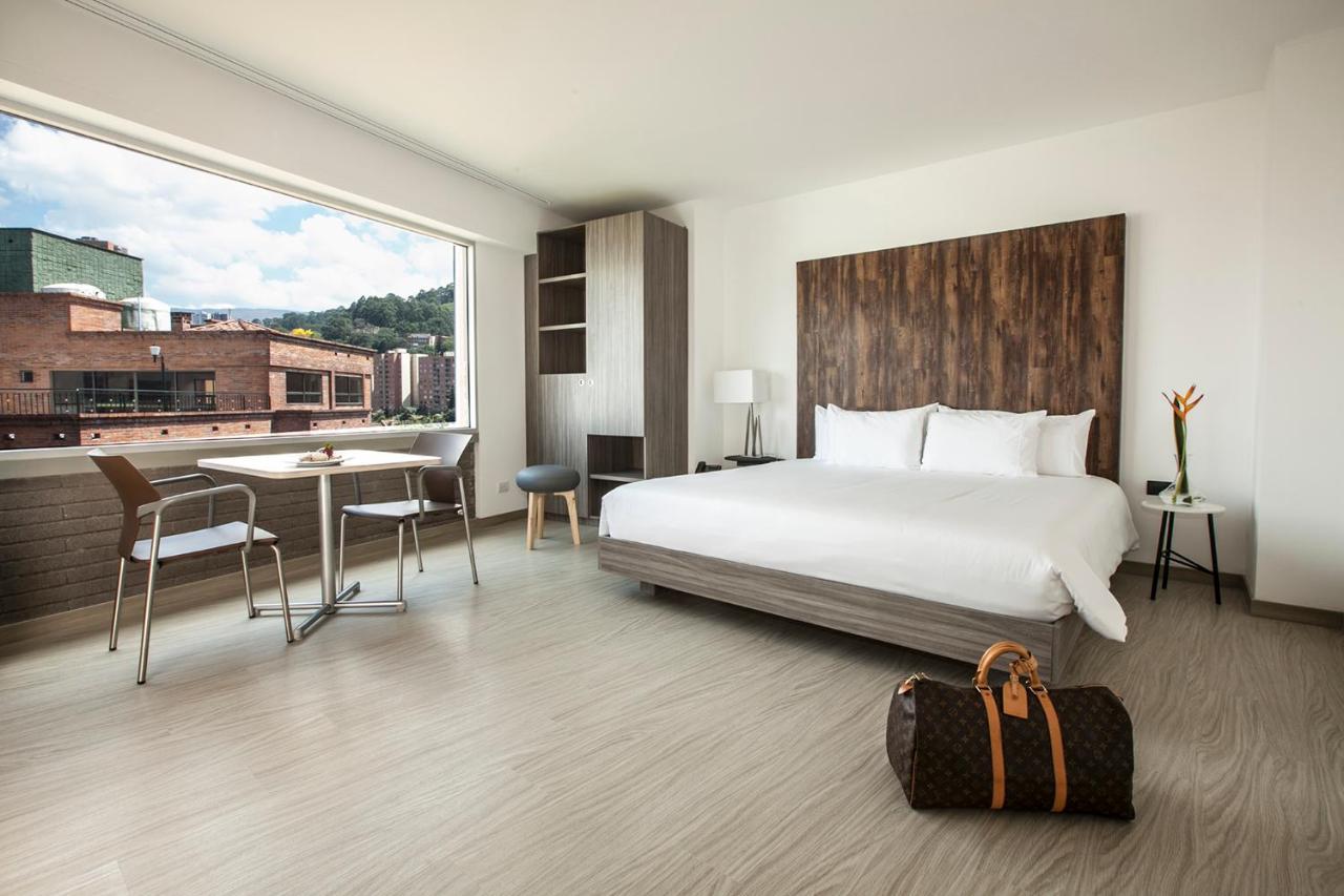 Hotel V Grand Hotel, A Member Of Radisson Individuals Medellín